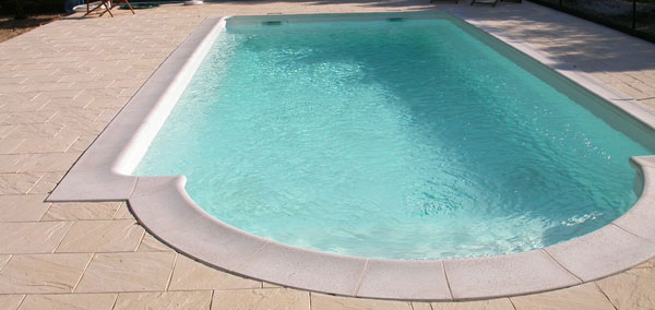 Création piscine béton à Labastide-du-Vert